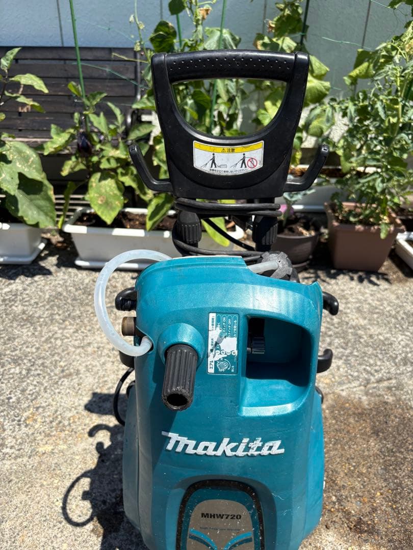 マキタ　高圧洗浄機　MHW720
