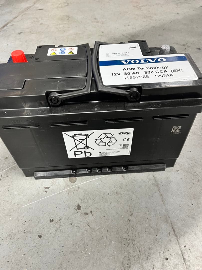 VOLVO 純正バッテリー 12V 80Ah 800CCA