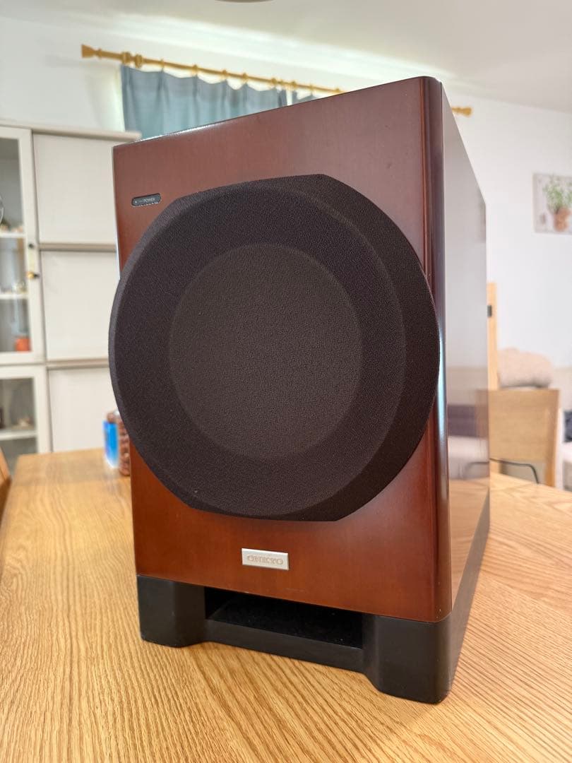 美品 ONKYO サブウーファー SL-A250 （D）