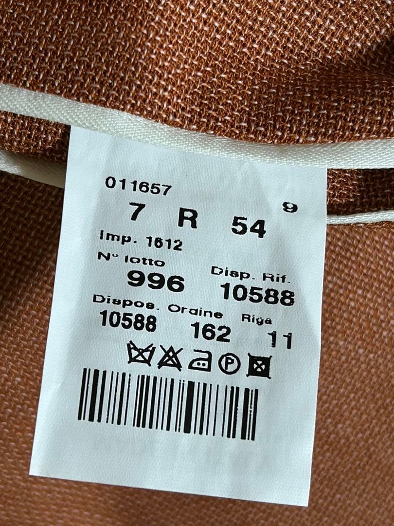 イタリア製　TOMBOLINI ヴァージンウール100% テーラードジャケット