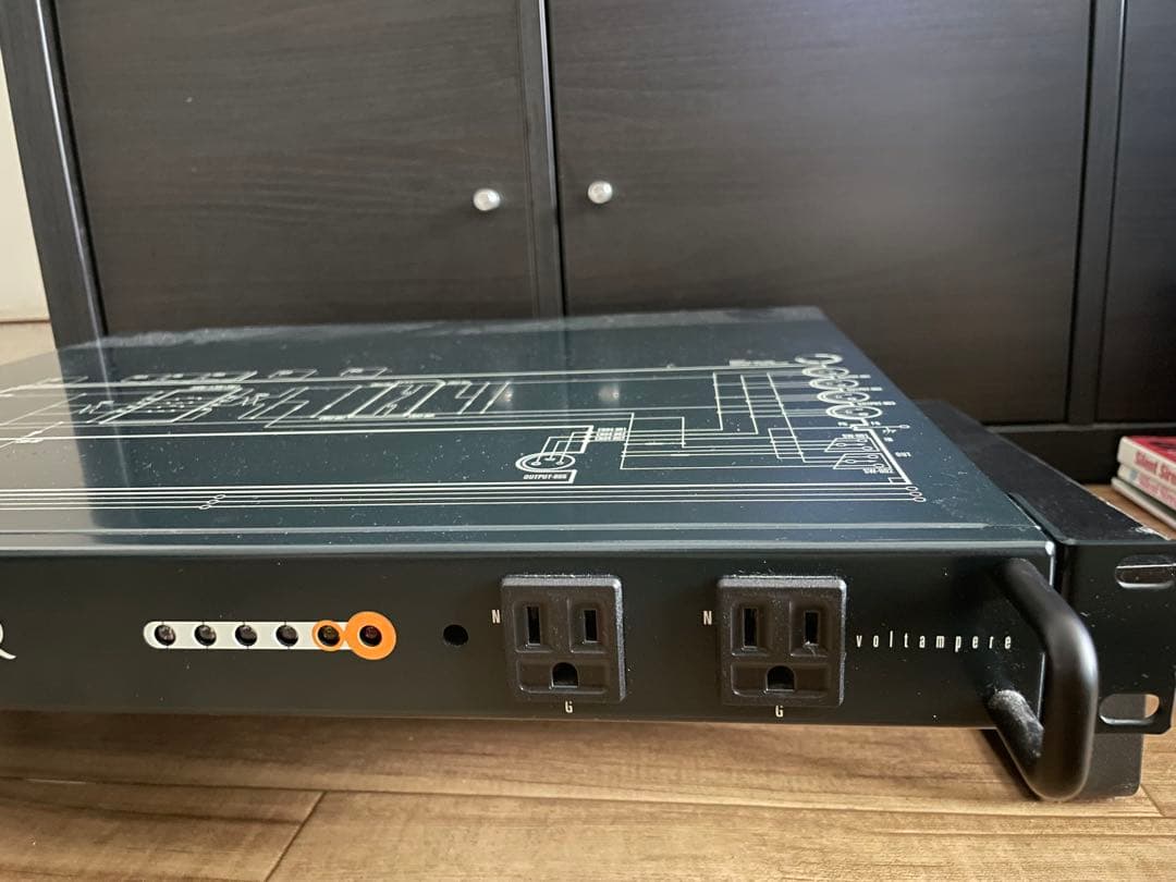 VOLT AMPERE / GPC-TQ