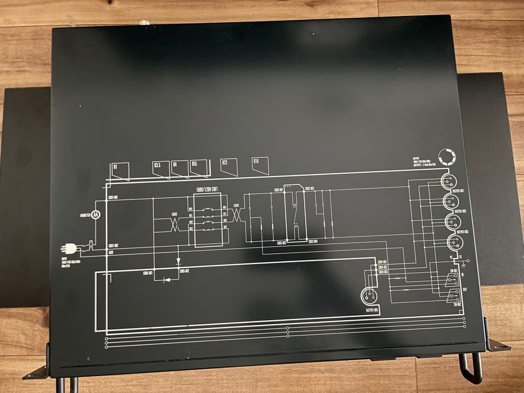 VOLT AMPERE / GPC-TQ