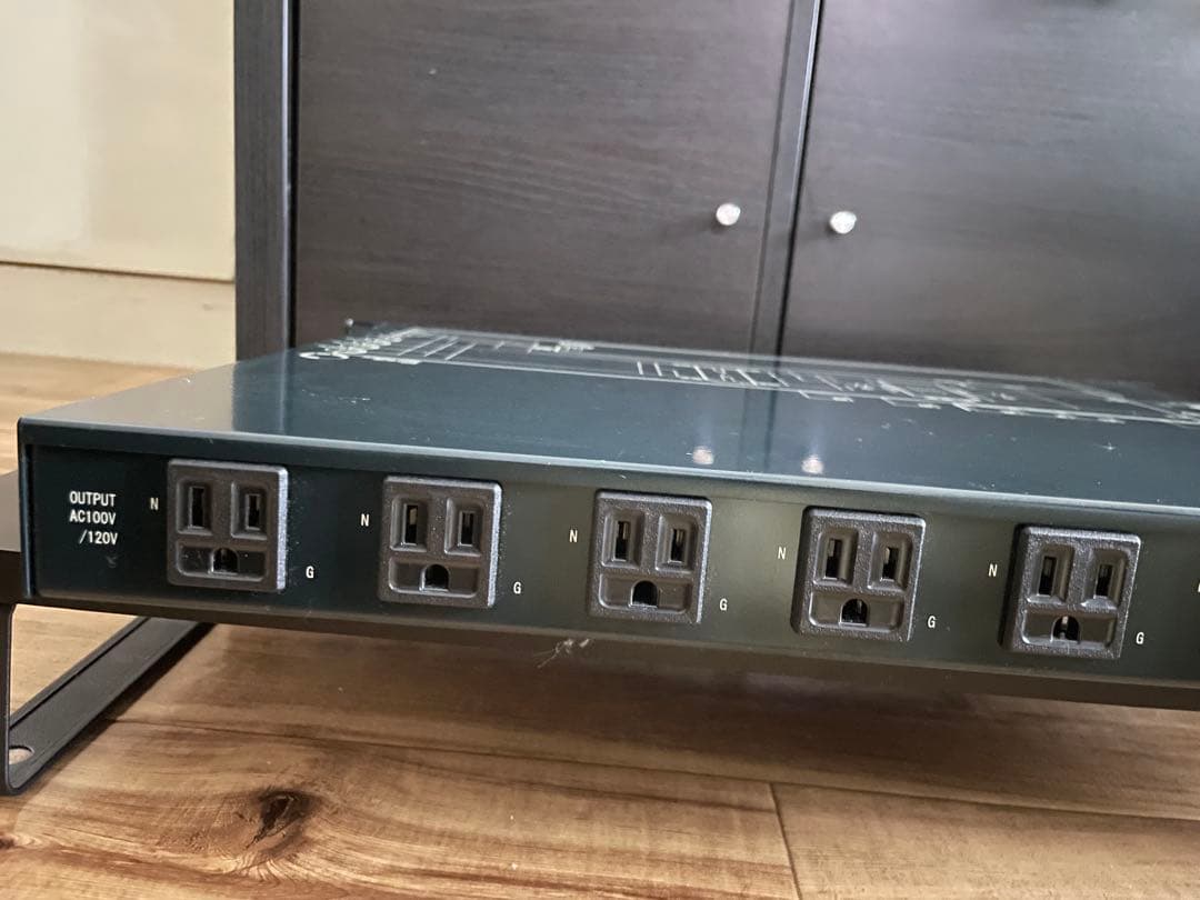 VOLT AMPERE / GPC-TQ