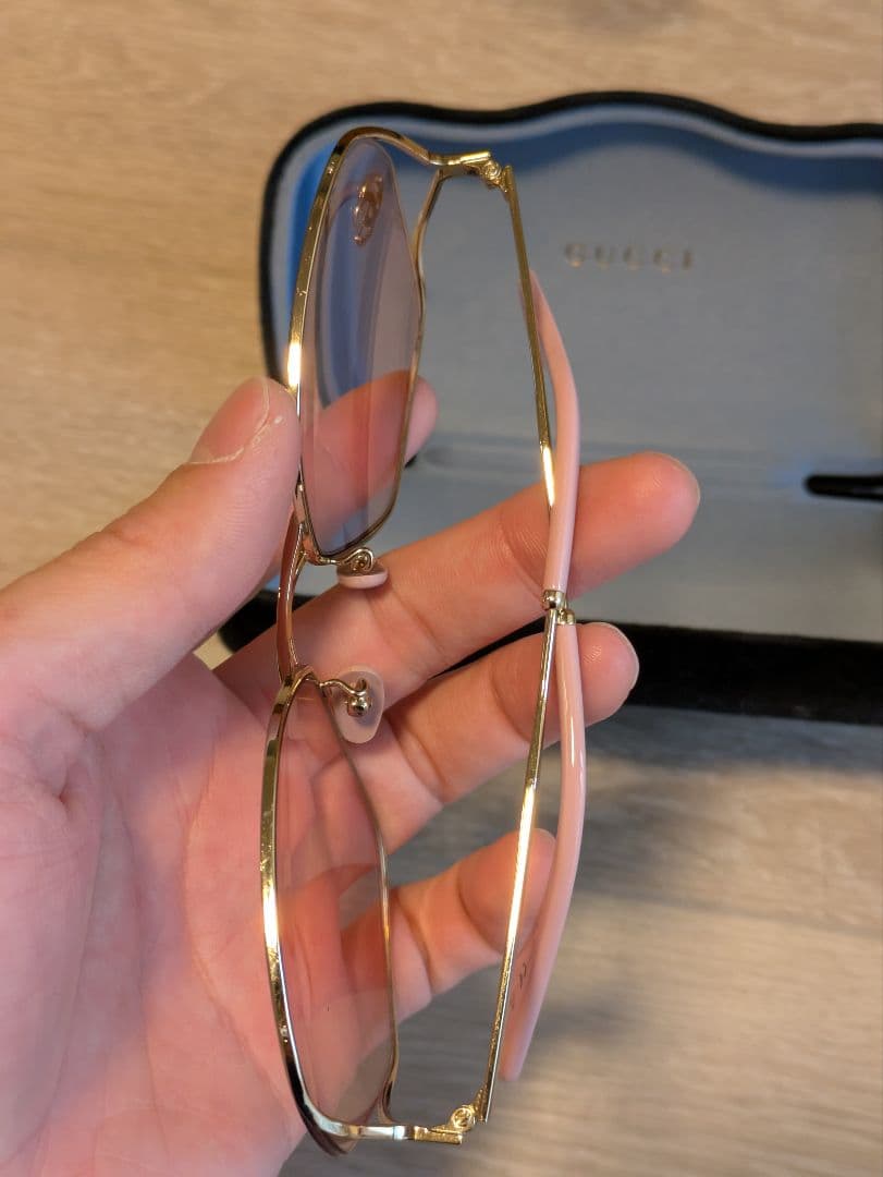 GUCCI　サングラス　GG0818sa