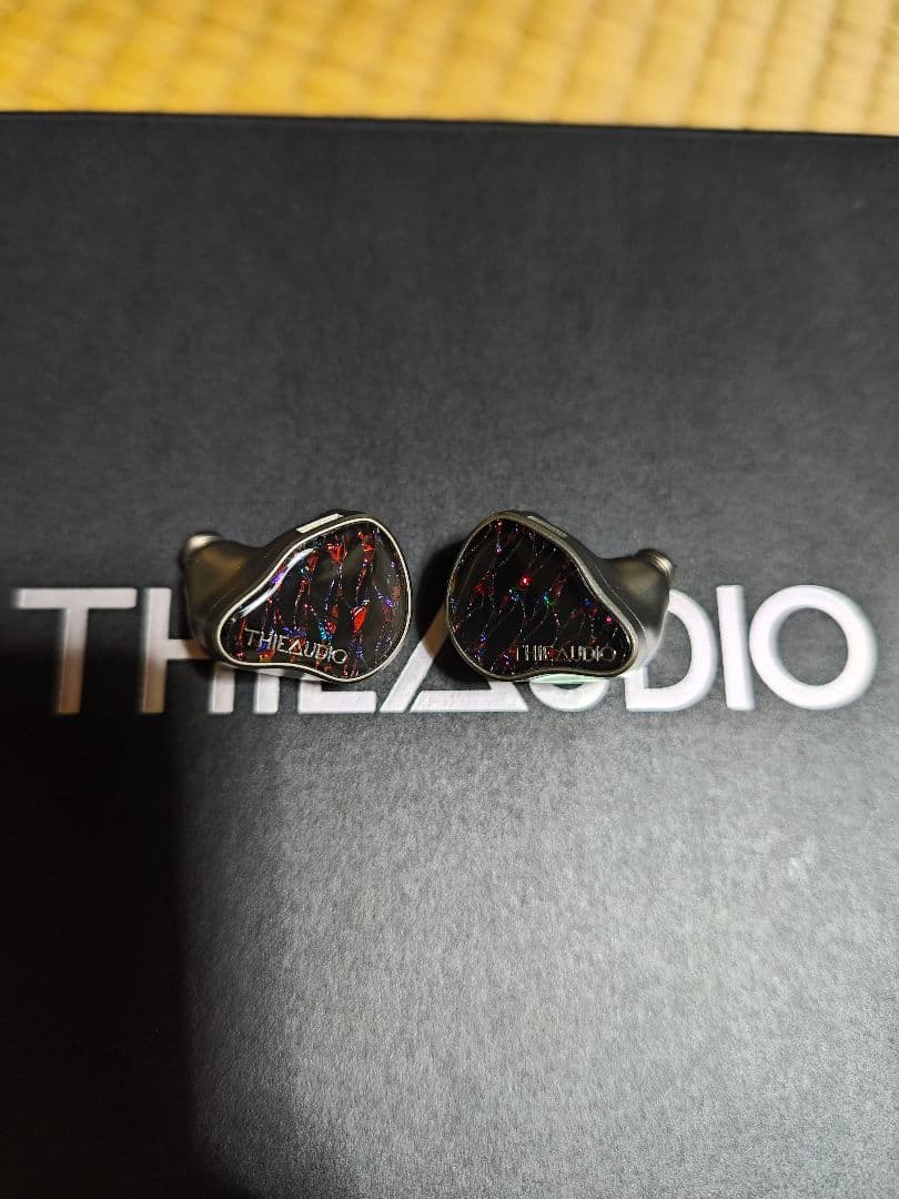 動作確認のみ未使用　THIEAUDIO　Valhalla　国内正規品