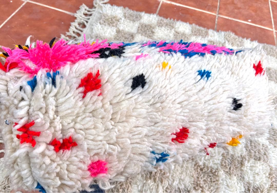 モロッコ　プフ　pouf アジラル　オットマン クッション　ラグ　137