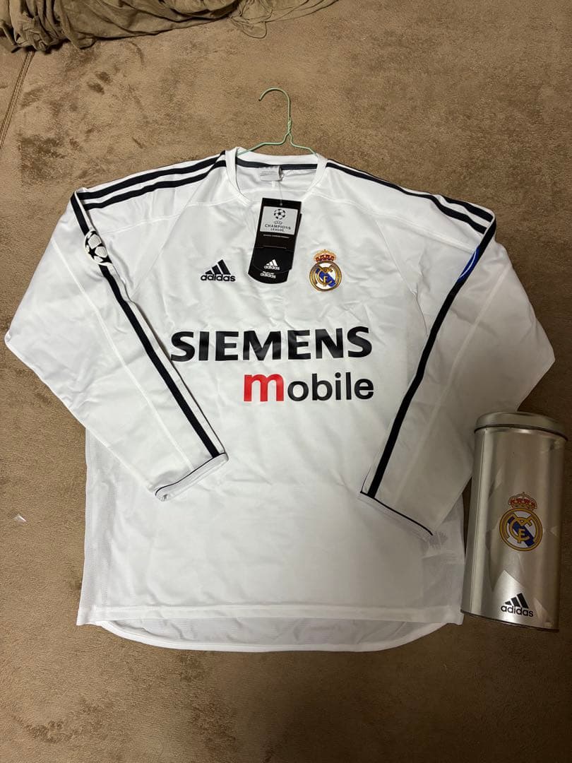 03-04年 レアルマドリード CLオーセンティック缶付 ベッカム