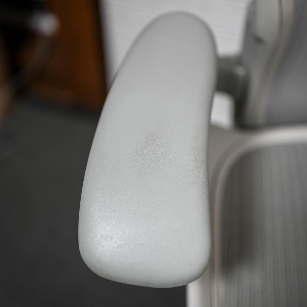 アーロンチェア リマスタード サイズB ミネラル & アトラス ヘッドレスト