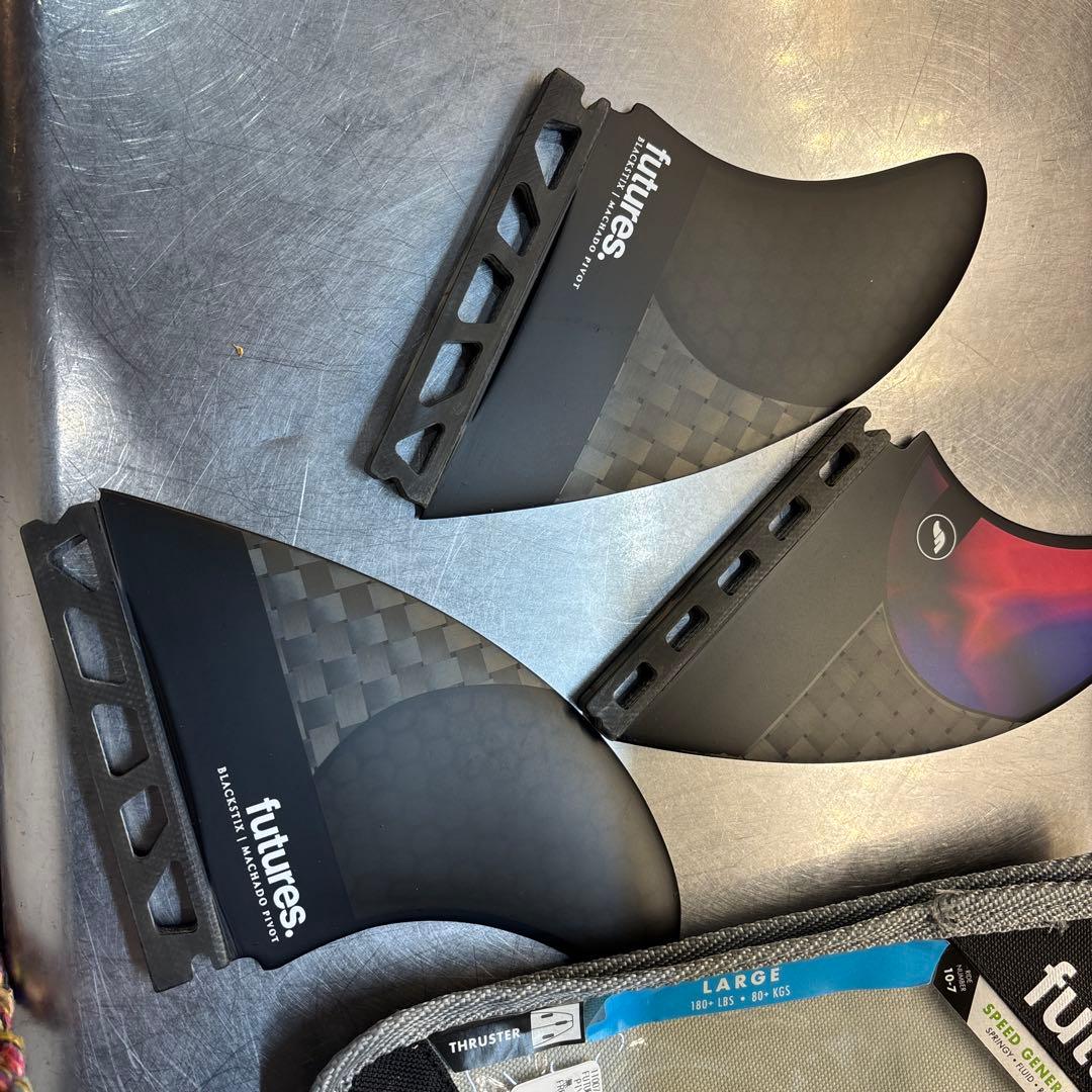 ロブマチャド　フューチャーフィン新品