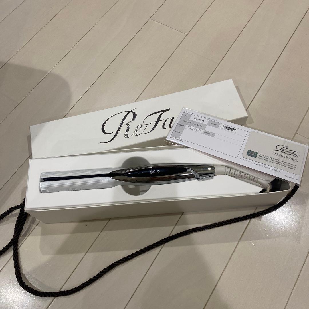 リファRefa正規品ストレートアイロン中古動作品ホワイトカラーギャランティ有り