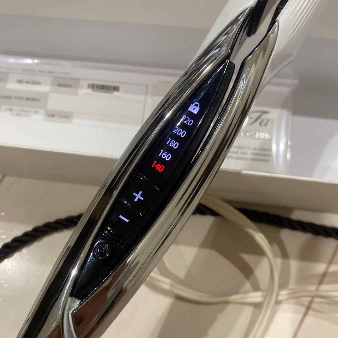 リファRefa正規品ストレートアイロン中古動作品ホワイトカラーギャランティ有り