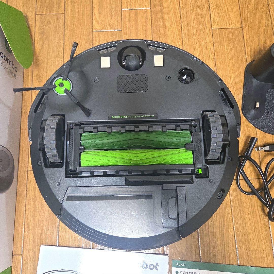 iRobot Roomba i5 本体