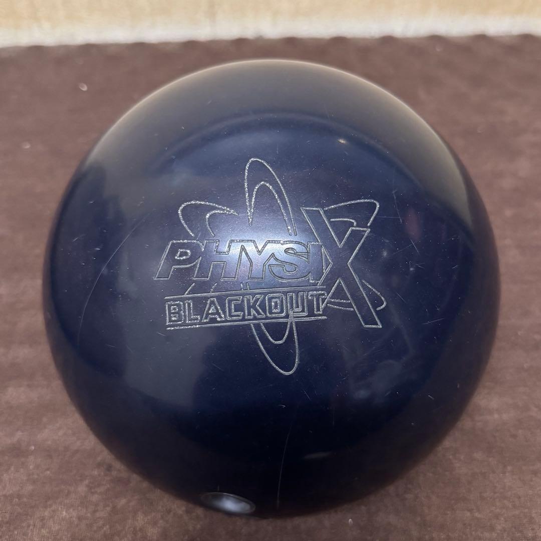 【※25日まで値下げ】ボウリングボール フィジックスブラックアウト15P3oz