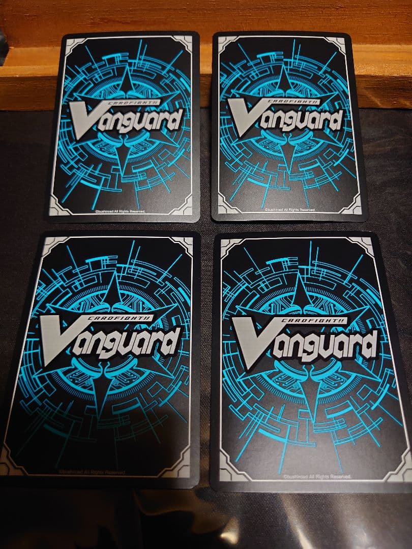 バーニングフレイルドラゴン、焔の巫女パラマ、ゾンネ、ドラグヴェーダ SP セット