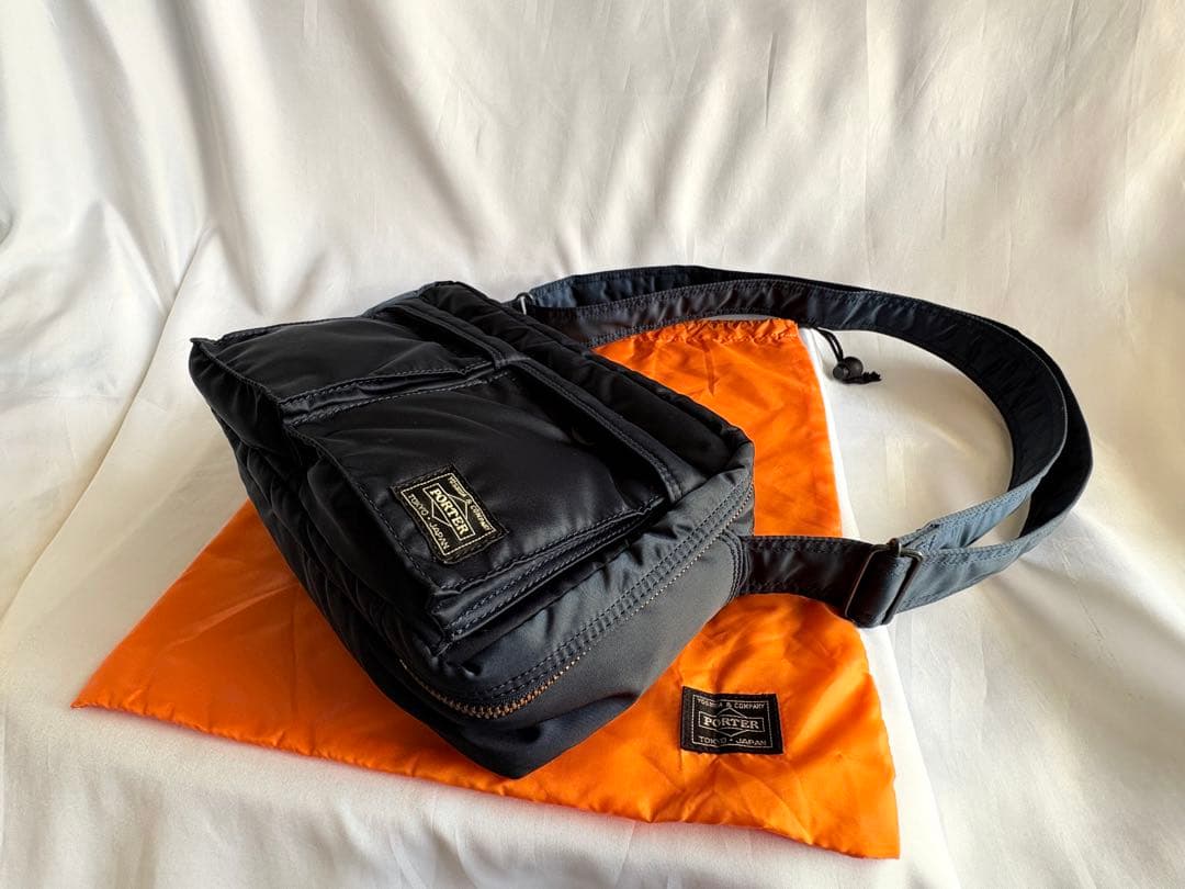 廃盤　美品　吉田カバン　ポーター　タンカー　ショルダーＳ　アイアンブルー