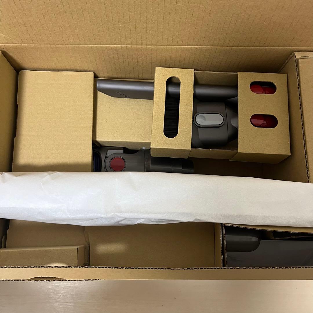 ダイソン Cyclone V10 Fluffy コードレス掃除機