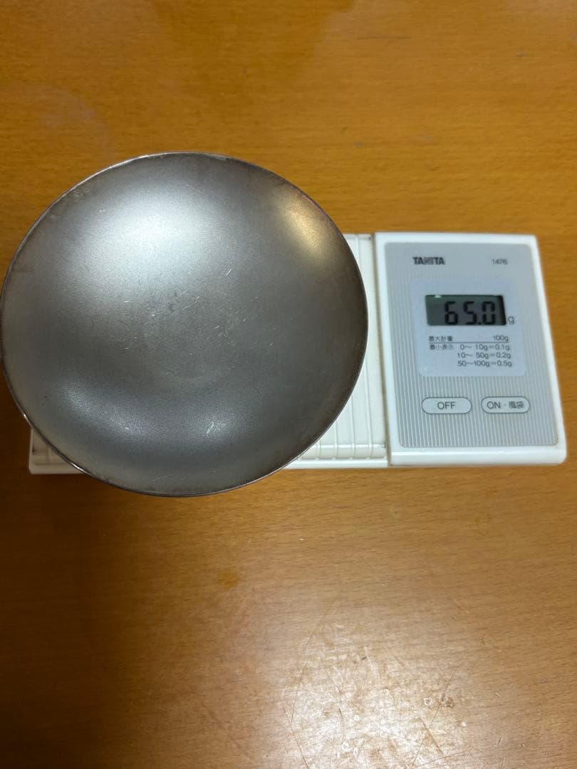 純銀の銀杯桐箱付き65g刻印は「純銀服部製」