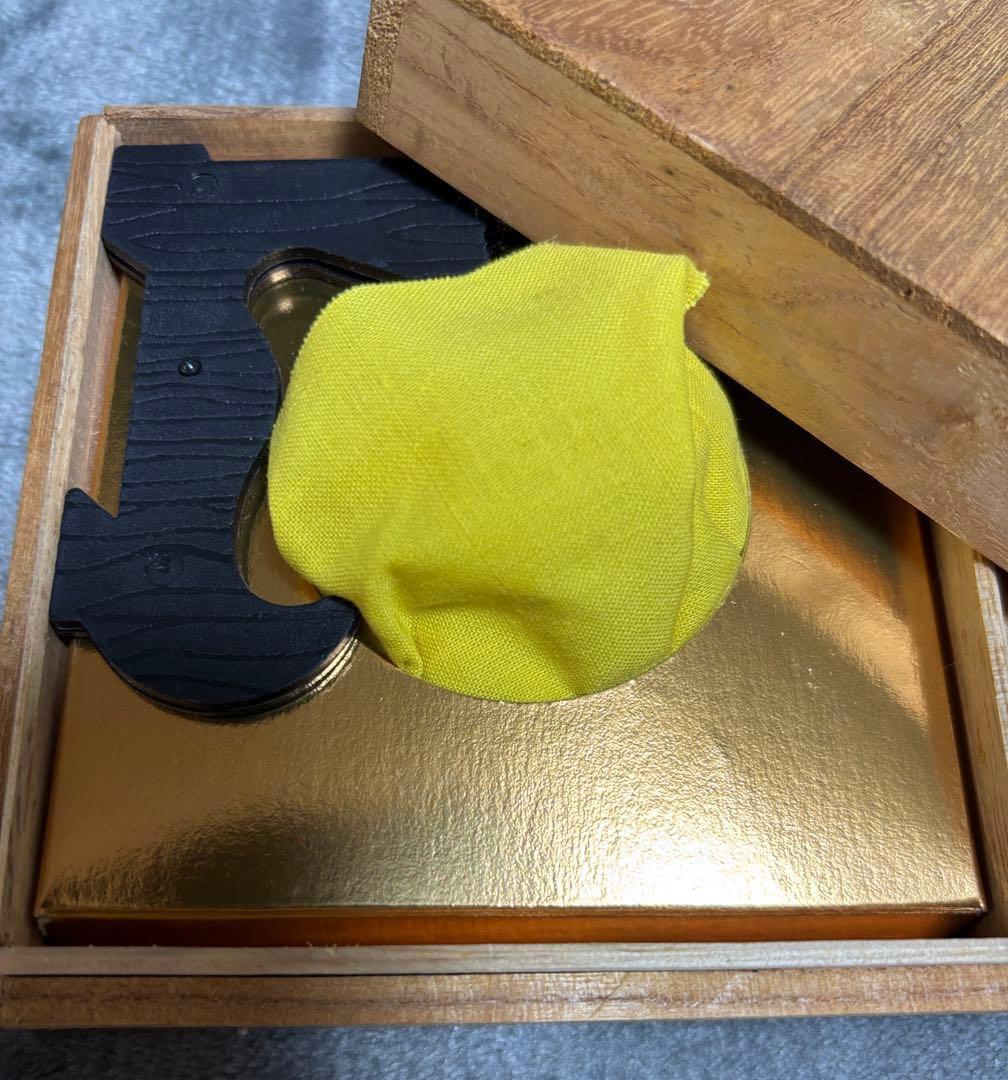 純銀の銀杯桐箱付き65g刻印は「純銀服部製」