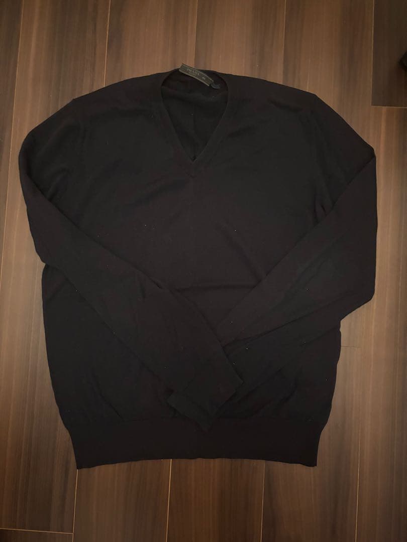 PRADA ブラック 黒　ニット セーター サイズ46 Lサイズ　薄手