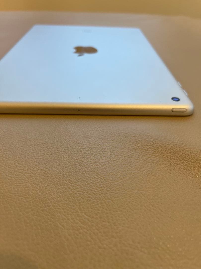 iPad本体　第6世代　32GB Wi-Fiモデル