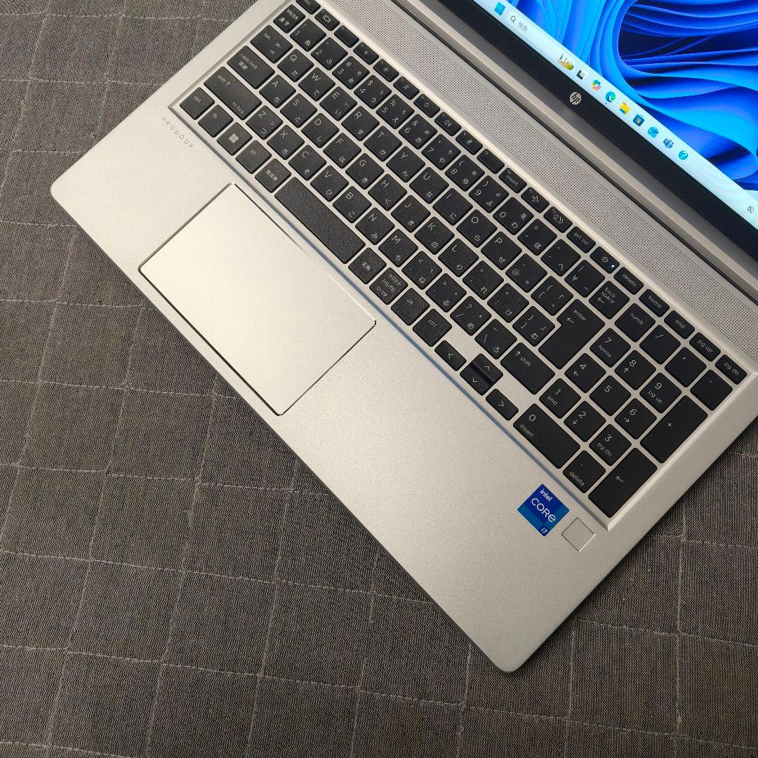 2024年9月 日本製 超美品 HP 爆速 13世代i7 32GB SSD1TB