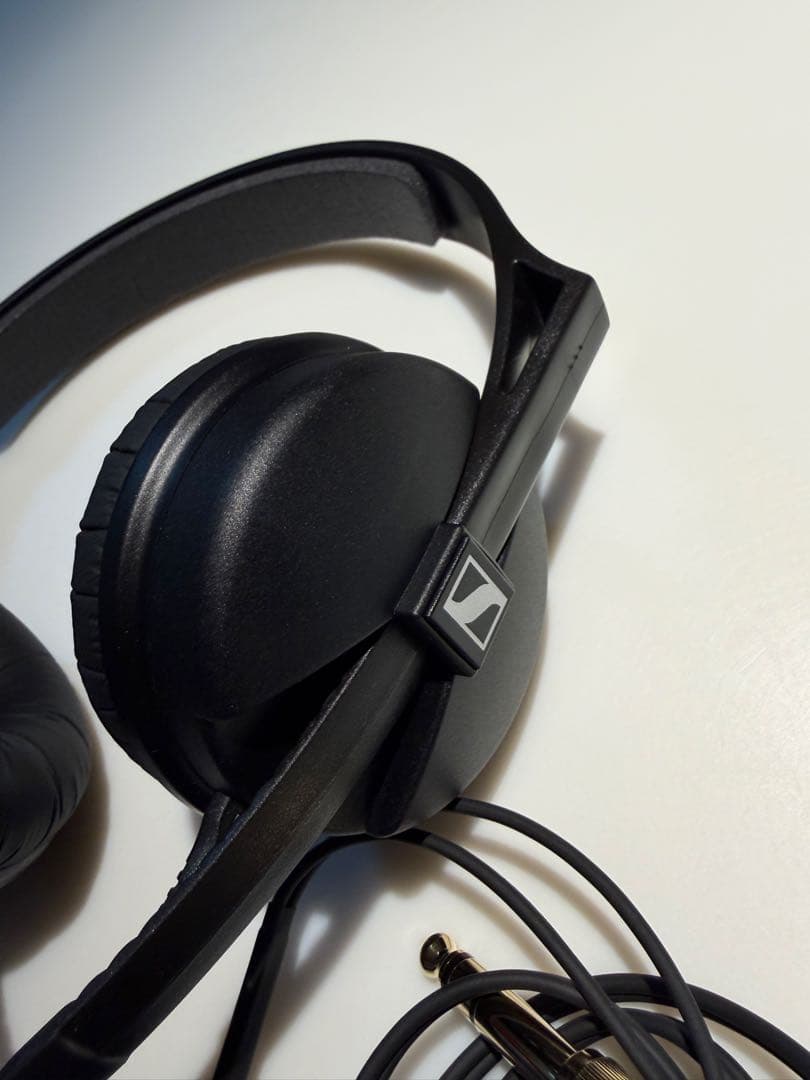 ヘッドホン Sennheiser HD 25 Light