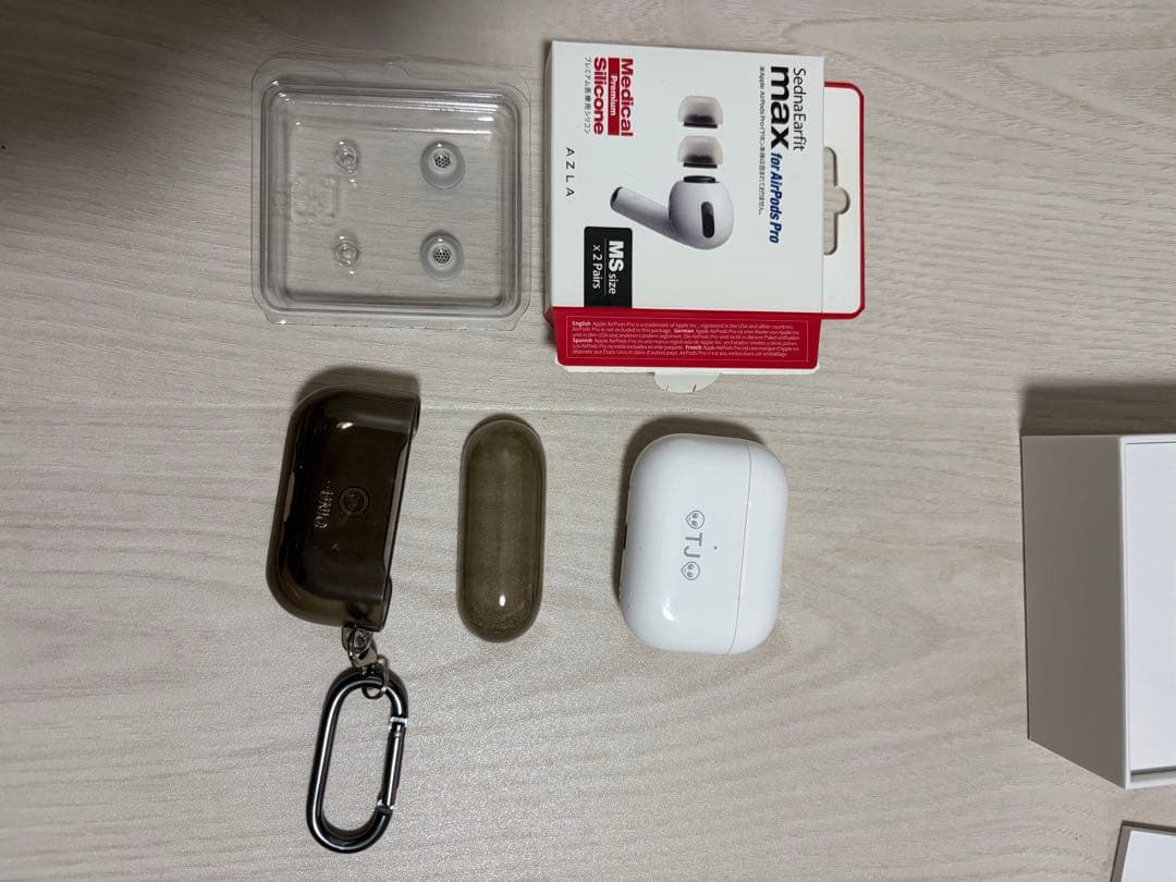 AirPods Pro (第2世代)本体 充電ケース付き