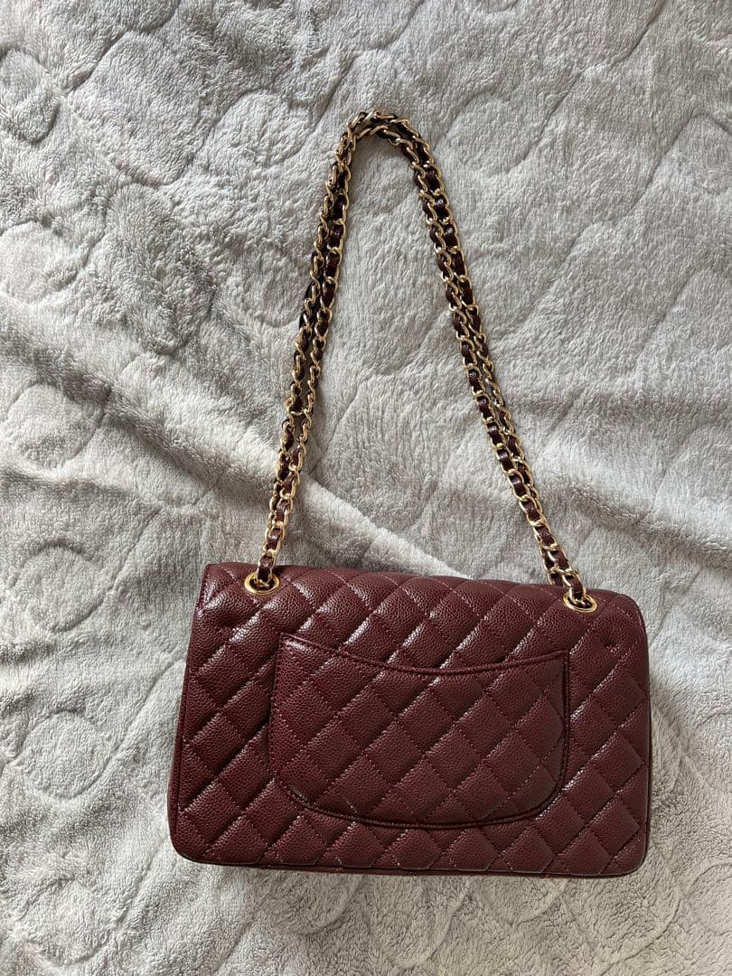 チェーン付きダークレッドキルティングショルダーバッグ