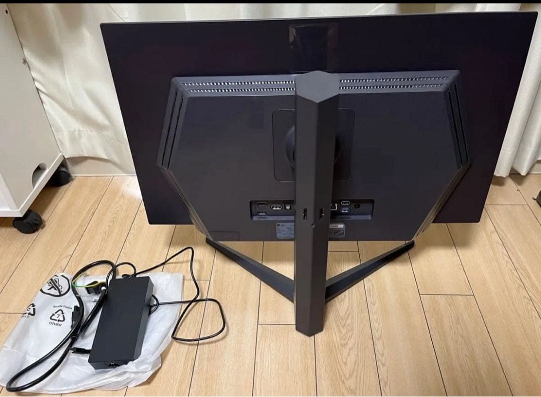 で*ょ様 LG UltraGear 27GS93QE ゲーミングモニター