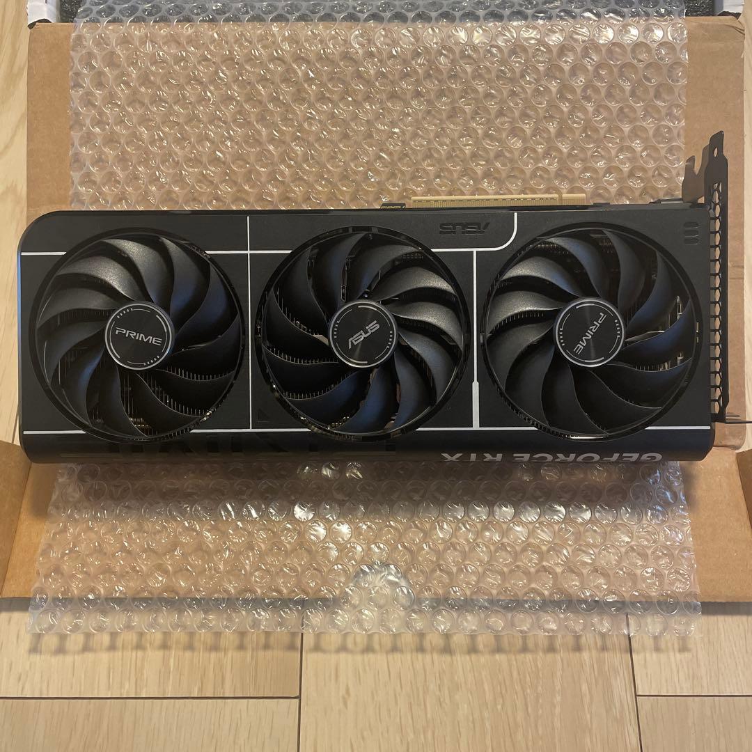 グラフィックボード・グラボ・ビデオカード GeForce RTX 5070 Ti 16GB GDDR7