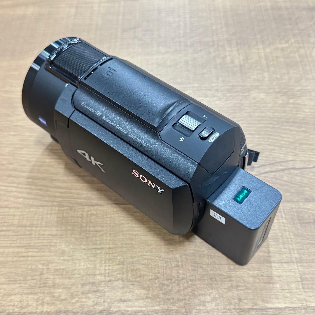 美品★本体＋バッテリーのみ SONY 4K ビデオカメラ FDR-AX45