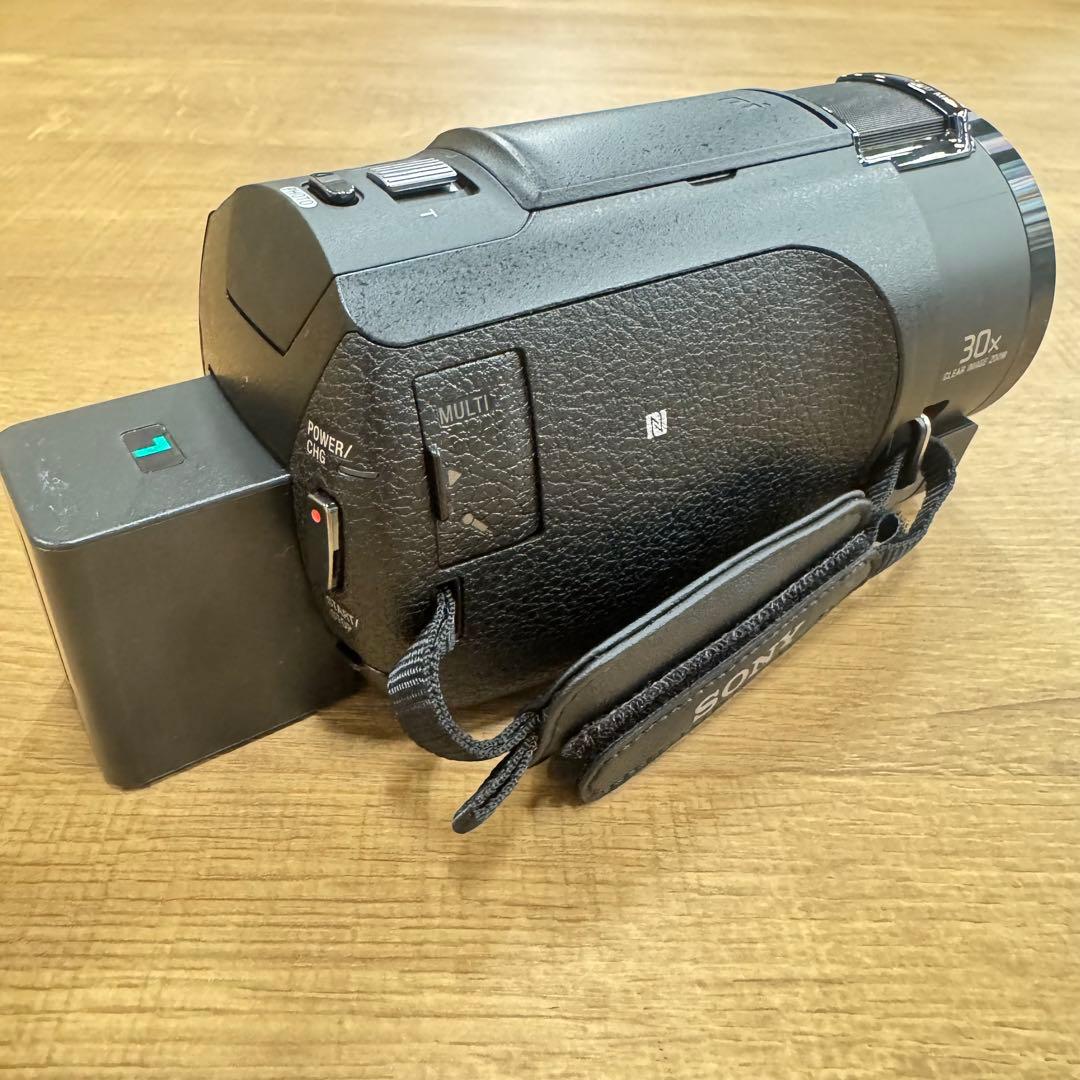 美品★本体＋バッテリーのみ SONY 4K ビデオカメラ FDR-AX45