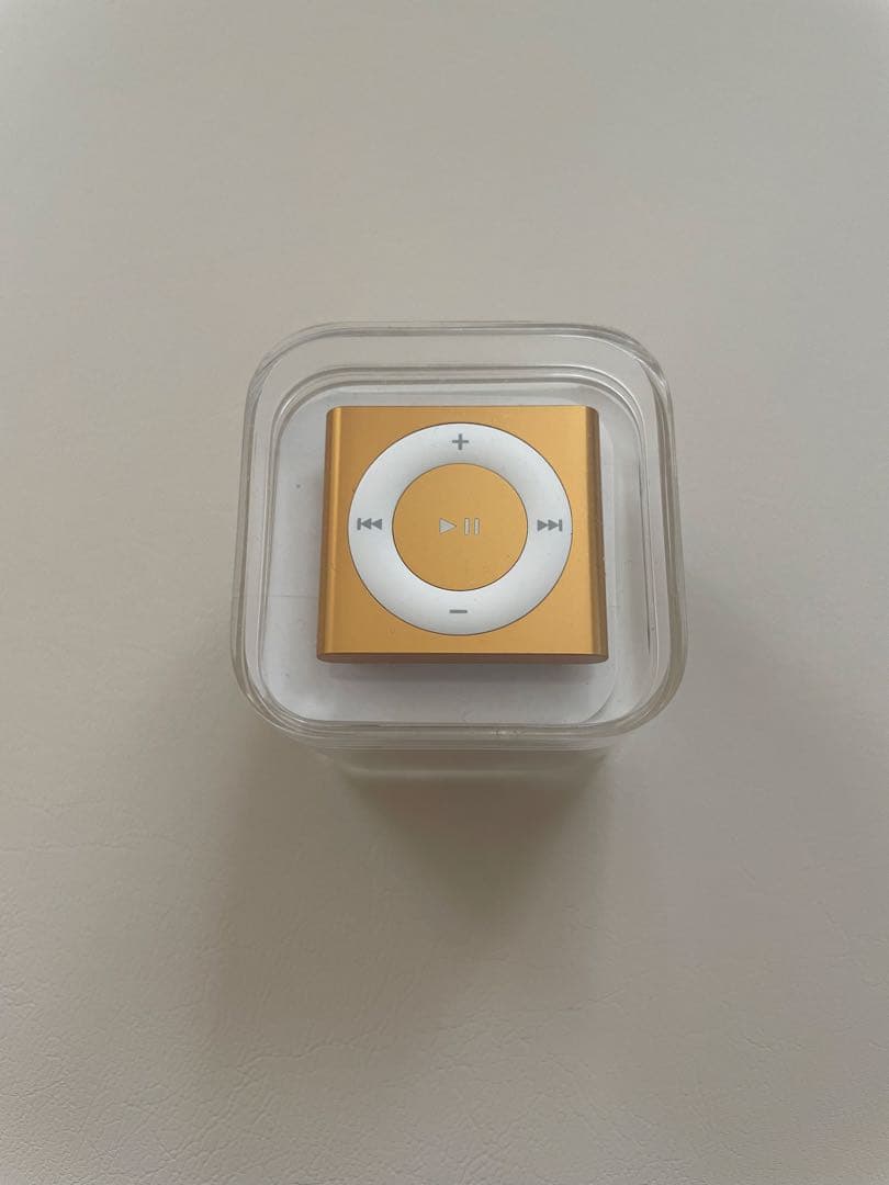 Apple iPod Shuffle オレンジ　MC749J/A 未使用