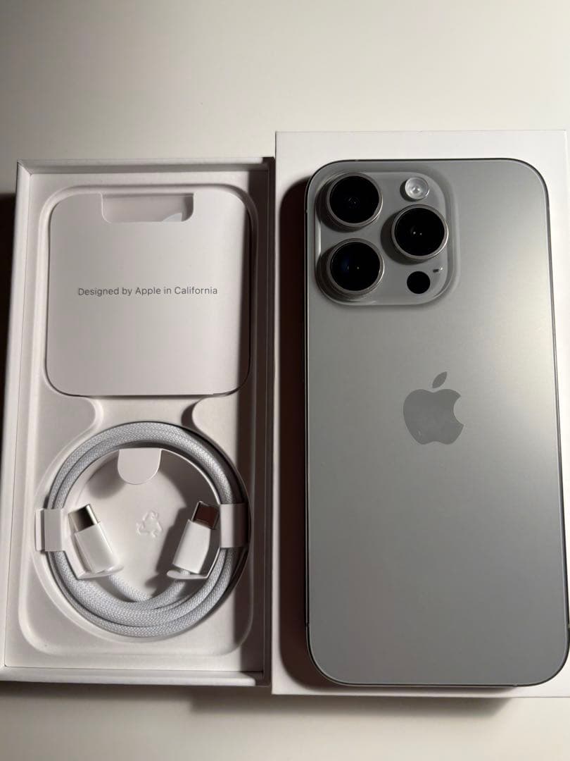 iPhone 15 Pro 128GB ナチュラルチタニウム 本体