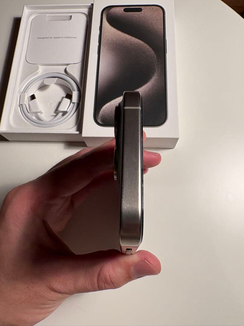 iPhone 15 Pro 128GB ナチュラルチタニウム 本体