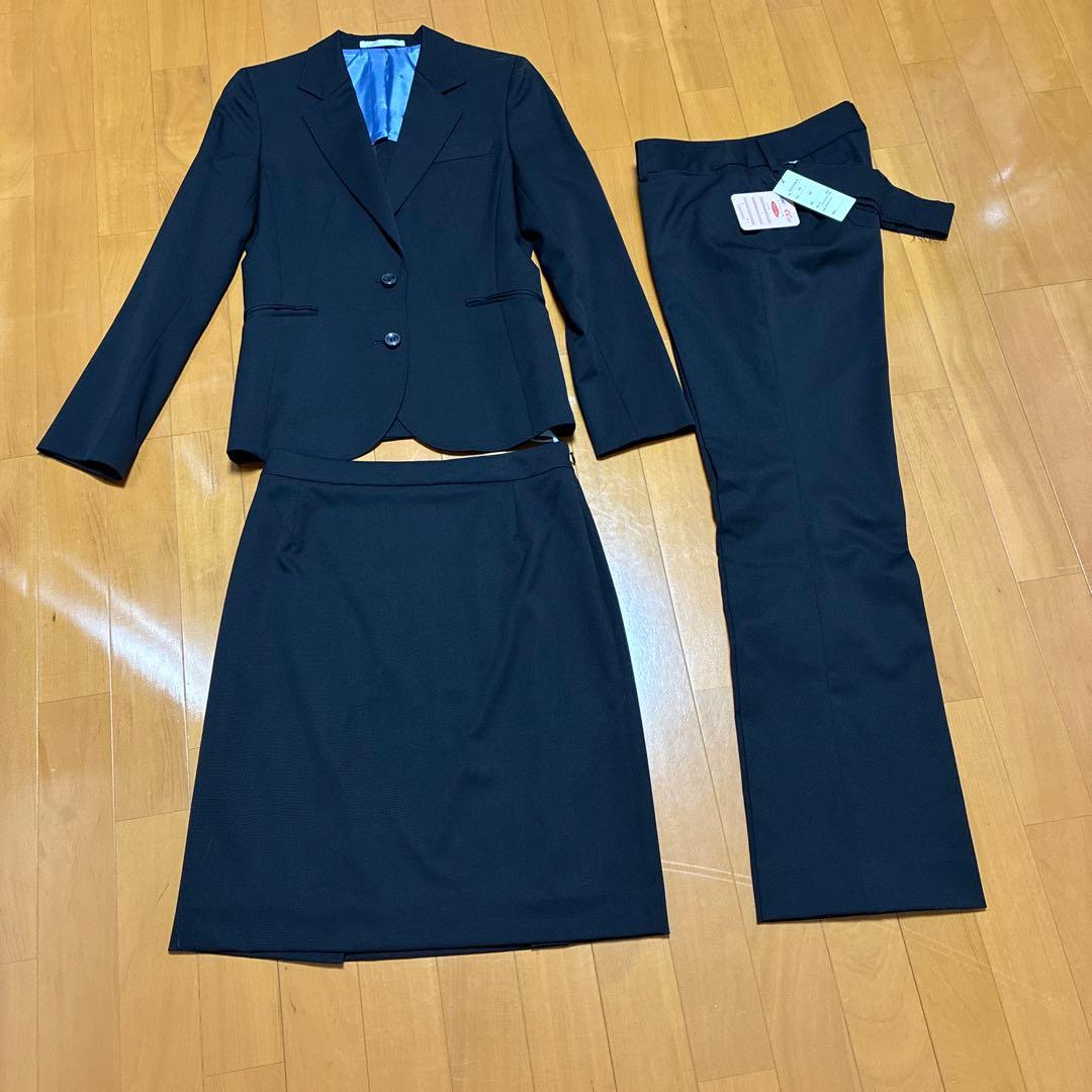 試着のみ！AOKI アオキ　Les Mues レディーススーツ三点セットMサイズ