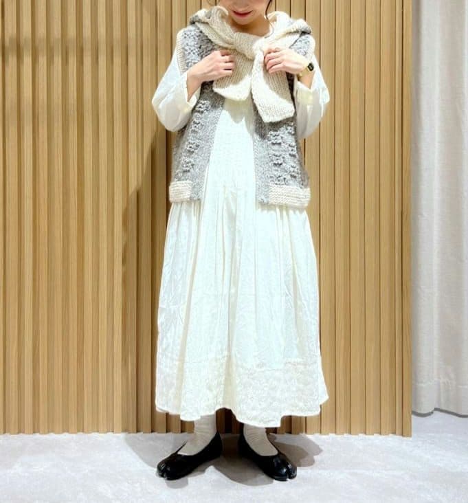 SM2＊ tsuharu ＊ペルーニット手編み前後着ベスト＊ベージュ★ 新品 ★