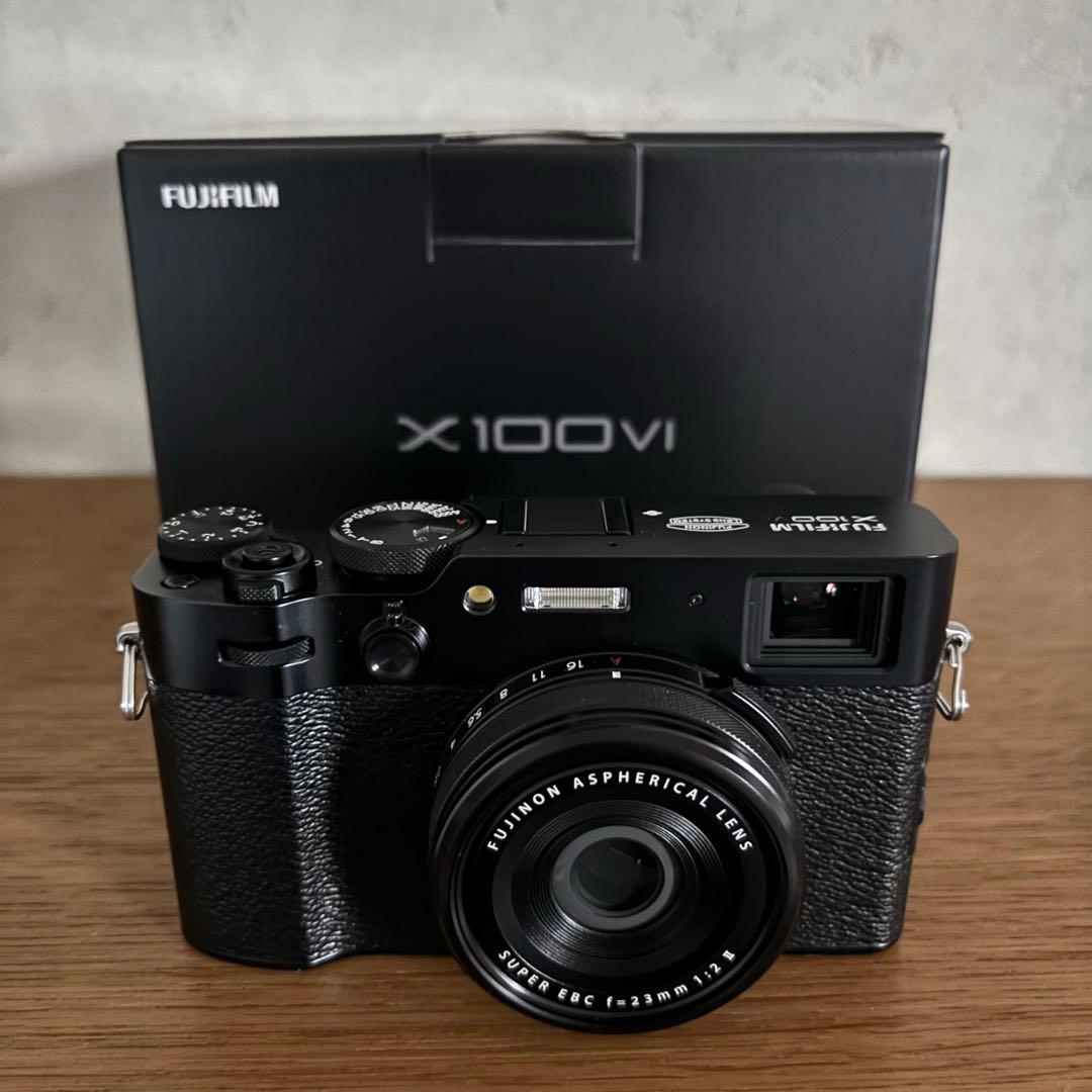 超美品✨FUJIFILM X100VI BLACK おまけ付き