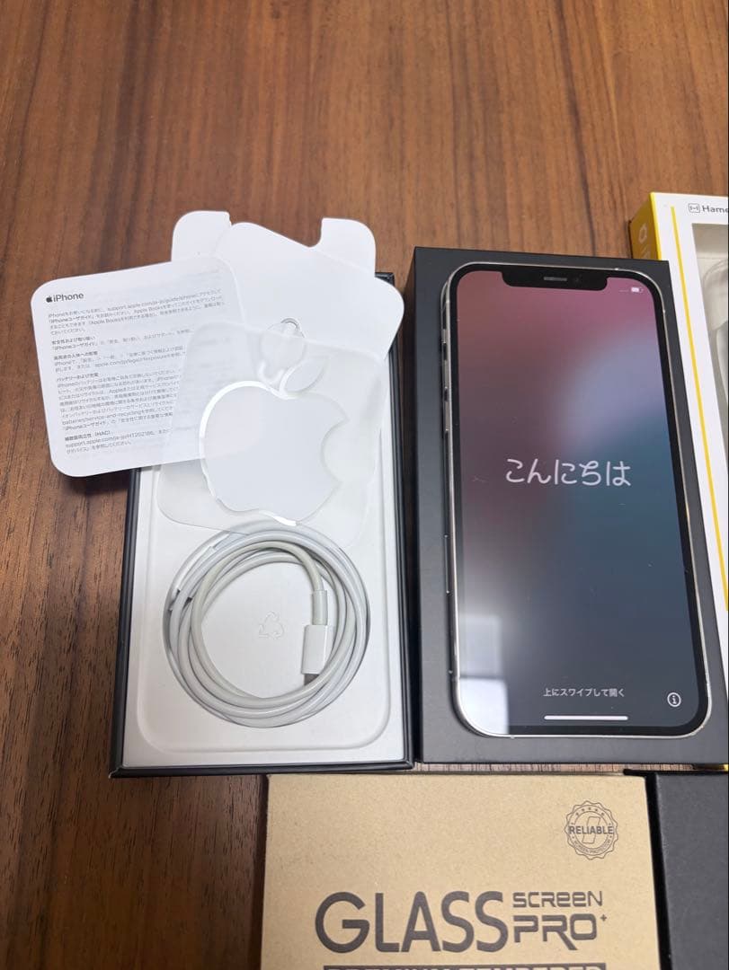 【美品】Apple iPhone 12 Pro ホワイト256GB iFace
