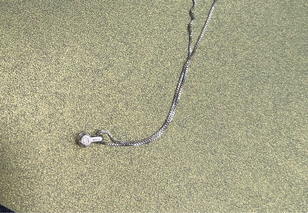 プチダイヤネックレス