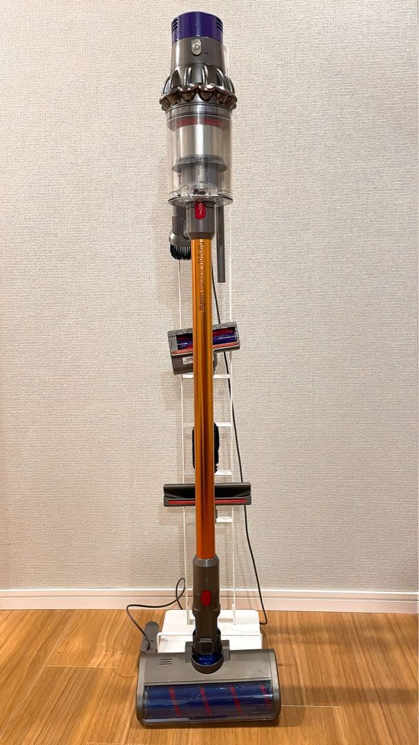 Dyson Cyclone V10 Fluffy (SV12) 本体+付属品