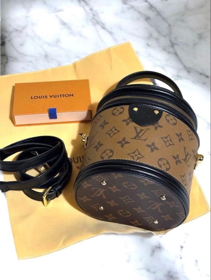 LOUIS VUITTON ショルダーバッグ カンヌ