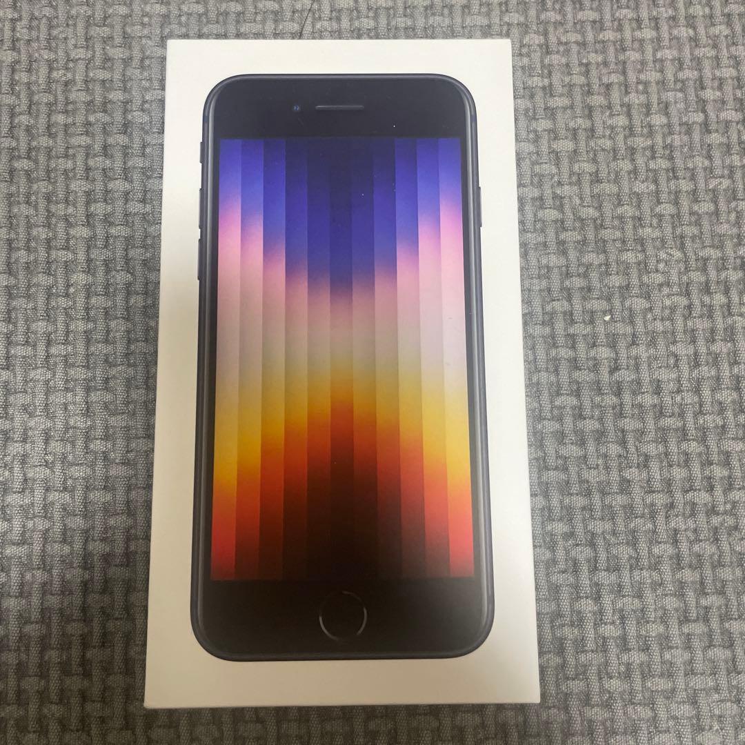 花*唄様 iPhone SE 3 (Midnight, 64GB)