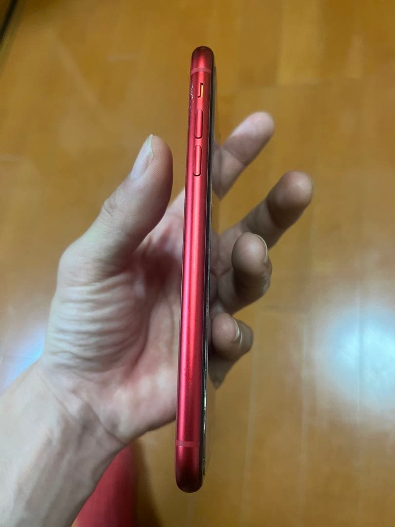 iPhone11 64GB レッド SIMフリー 美品　初期化済バッテリー84%