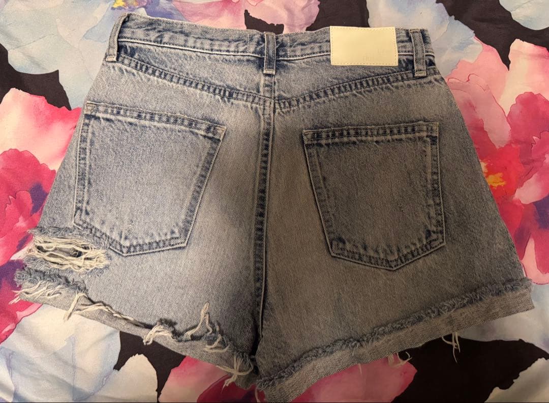 GYDA ジャストウエスト ダメージデニム ショートパンツ ショーパン