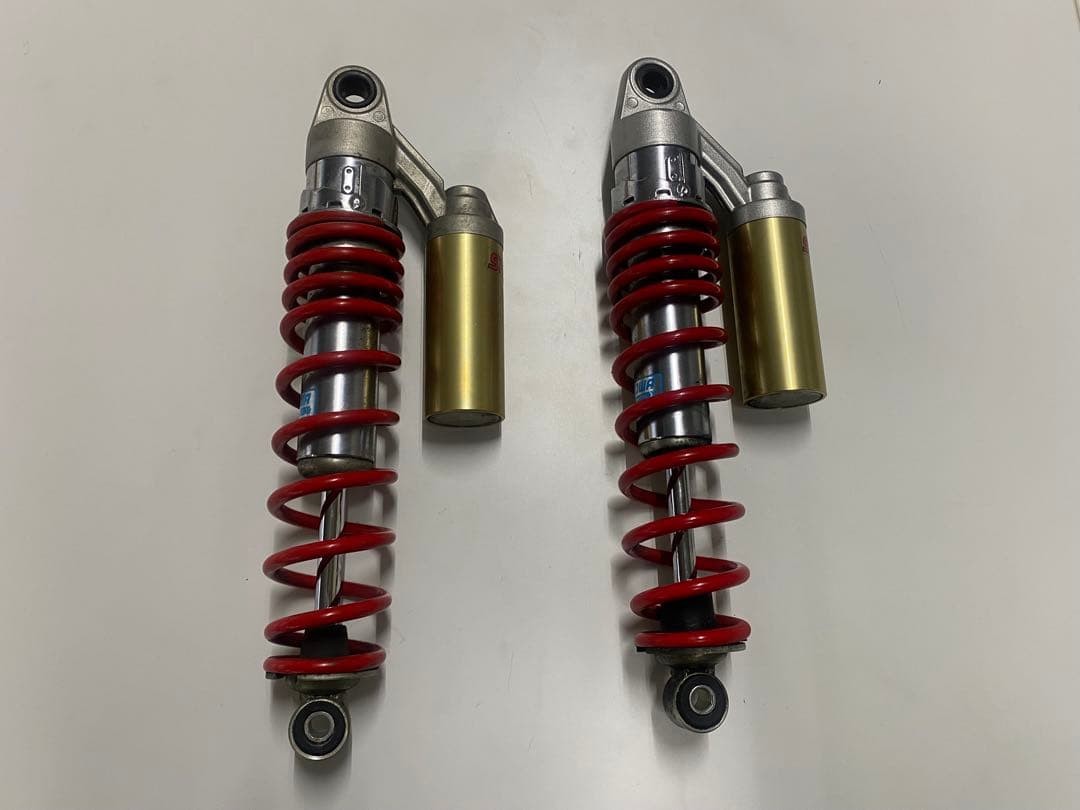 CB750 (RC42) 純正リアサスペンション