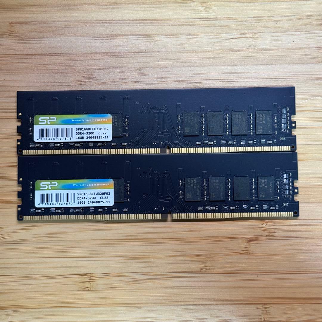 シリコンパワー DDR4 3200 PC4-25600 16GB x 2枚