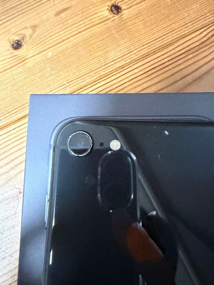 Apple iPhone 8 64GB バッテリー交換済み