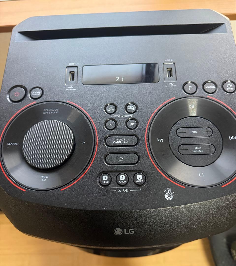 LG XBOOM ON9 DJスピーカー