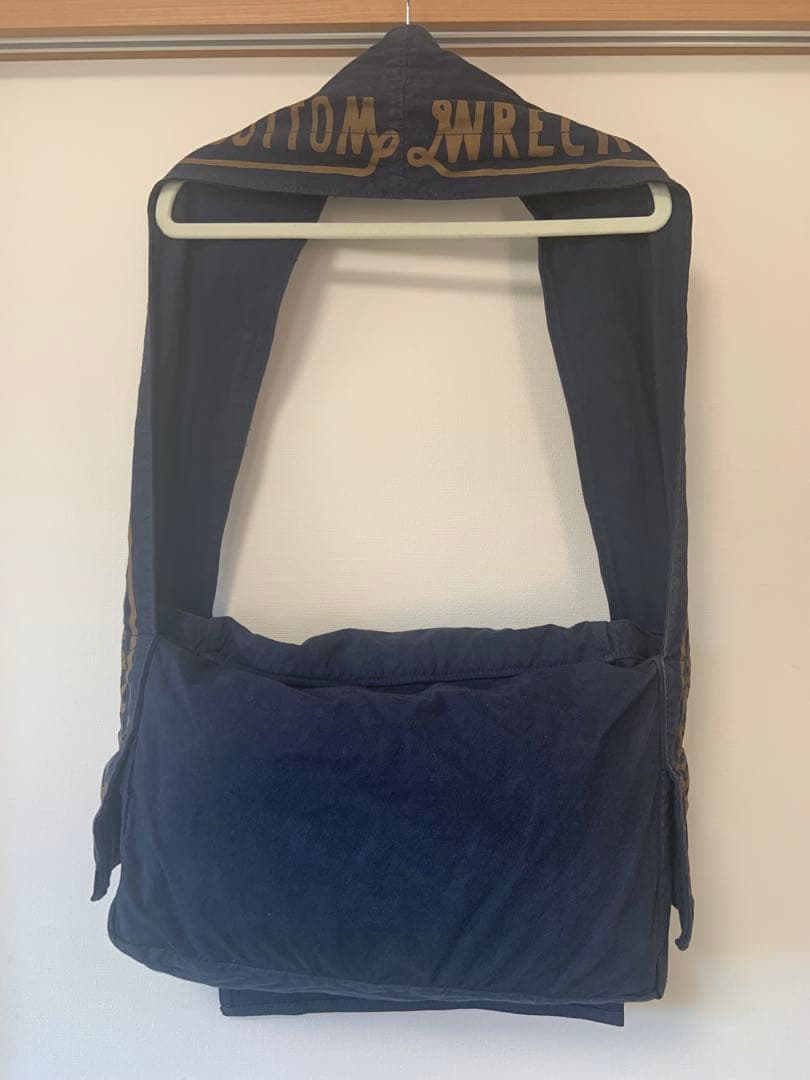 服税、キャピタル kapital ショルダーバッグ